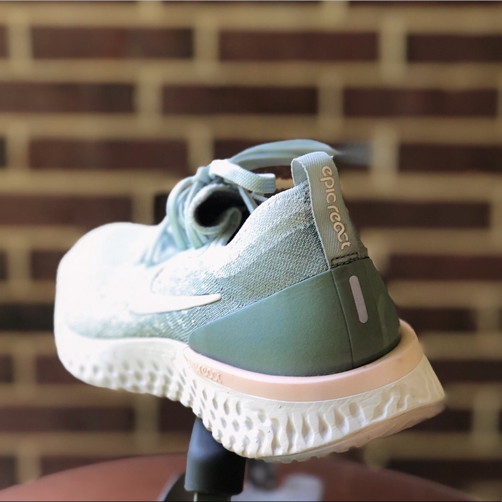 Nike Epic React Flyknit 1 Women's shoes